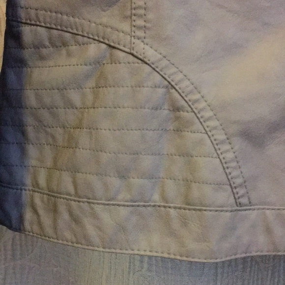 Faux leather jacket - Picture 4 of 6